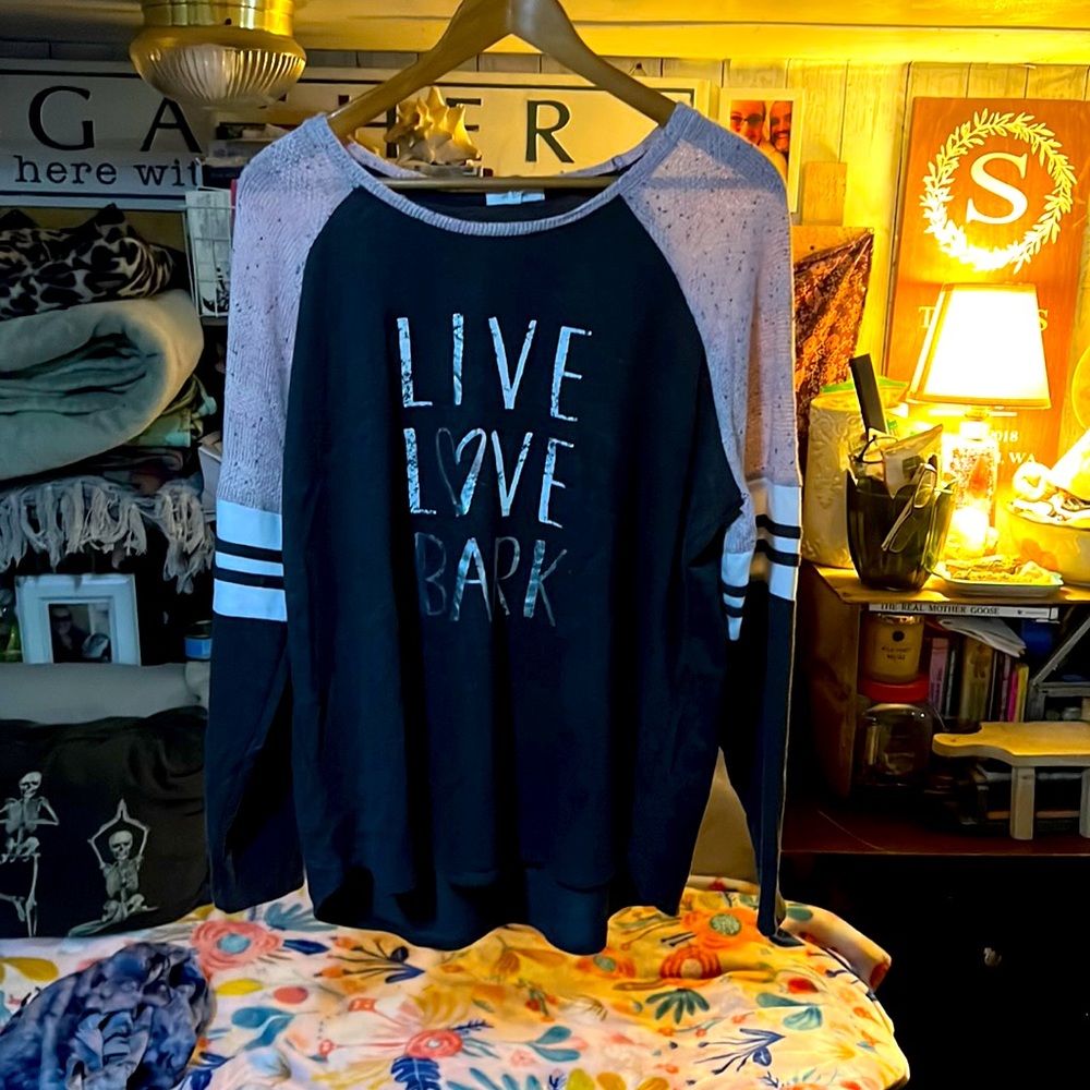 Live love bark sweater